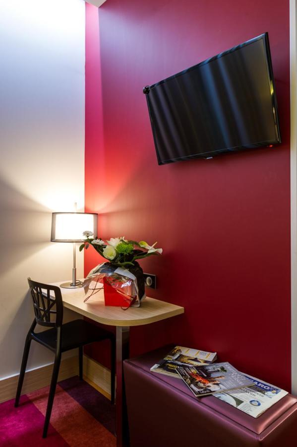 Hotel Le Chateaubriant Bagian luar foto