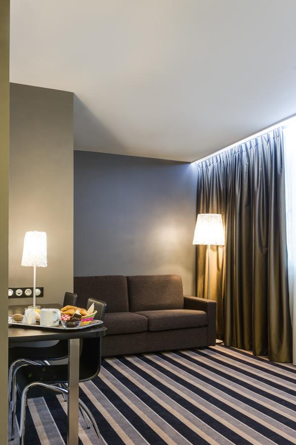 Hotel Le Chateaubriant Bagian luar foto